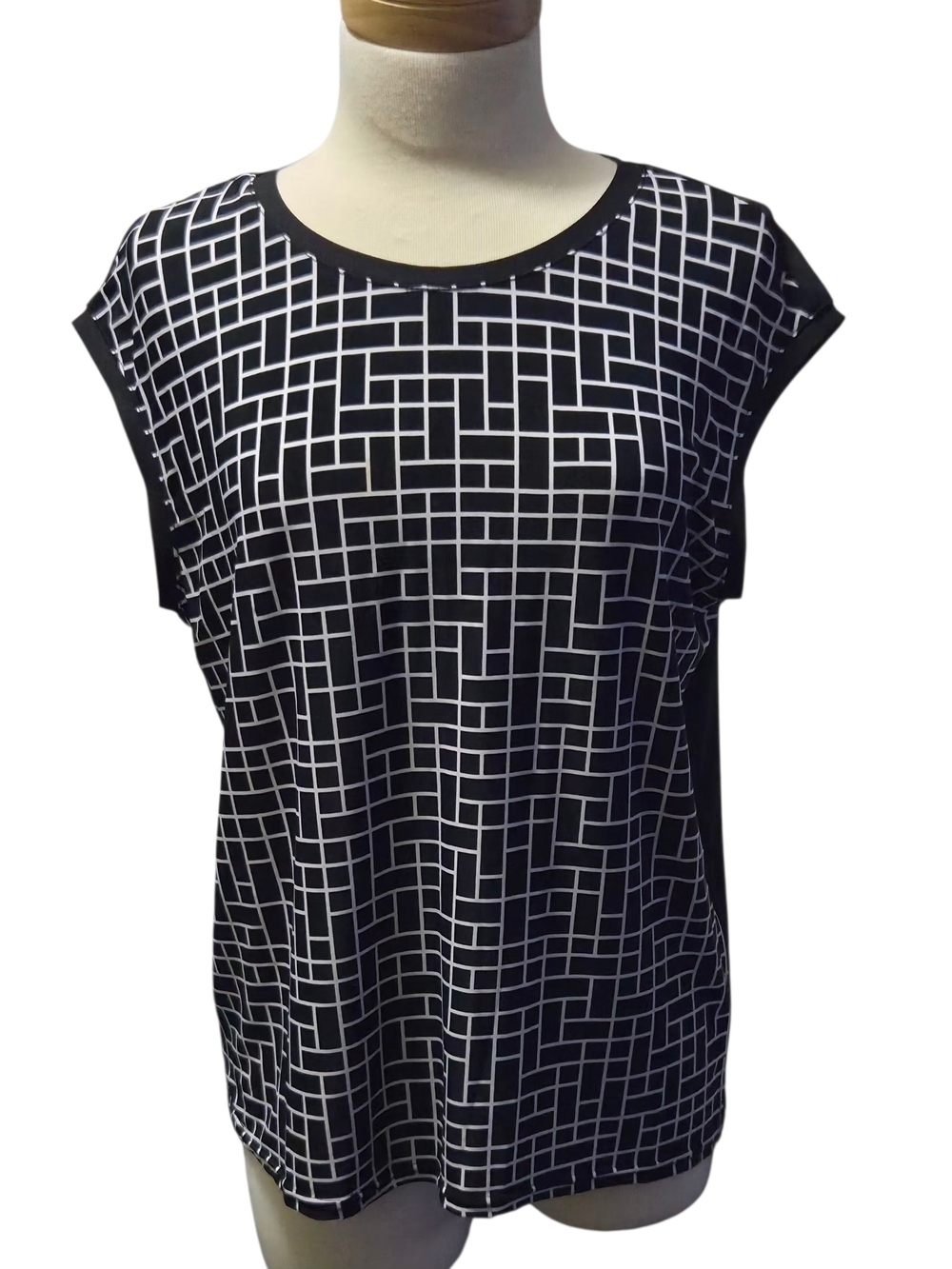 Women Black & White Geometric Short-Sleeve Tee. Size Medium